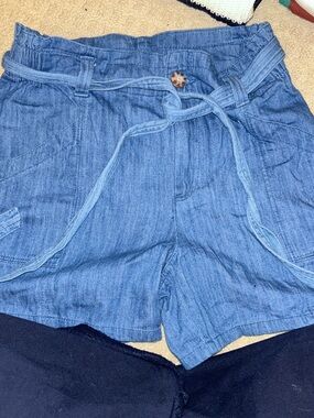 Old Navy Light Blue Denim Paperbag Tie-Waist Shorts